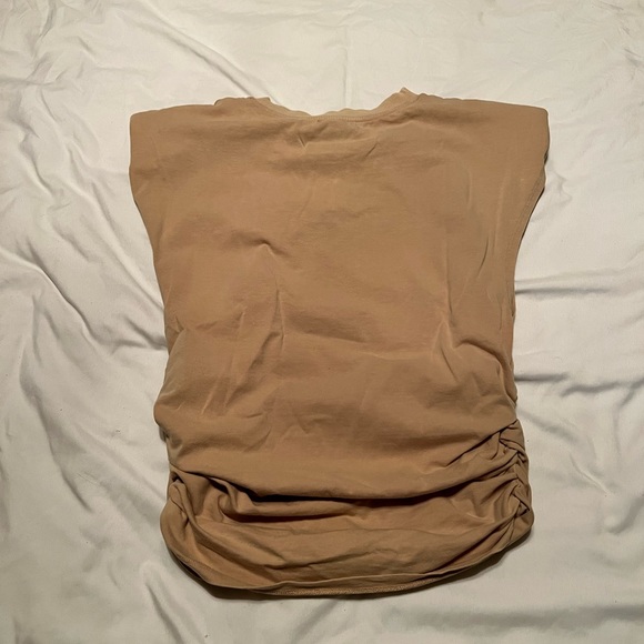 AFRM graphic tank with shoulder pads size xs tan - Picture 3 of 9